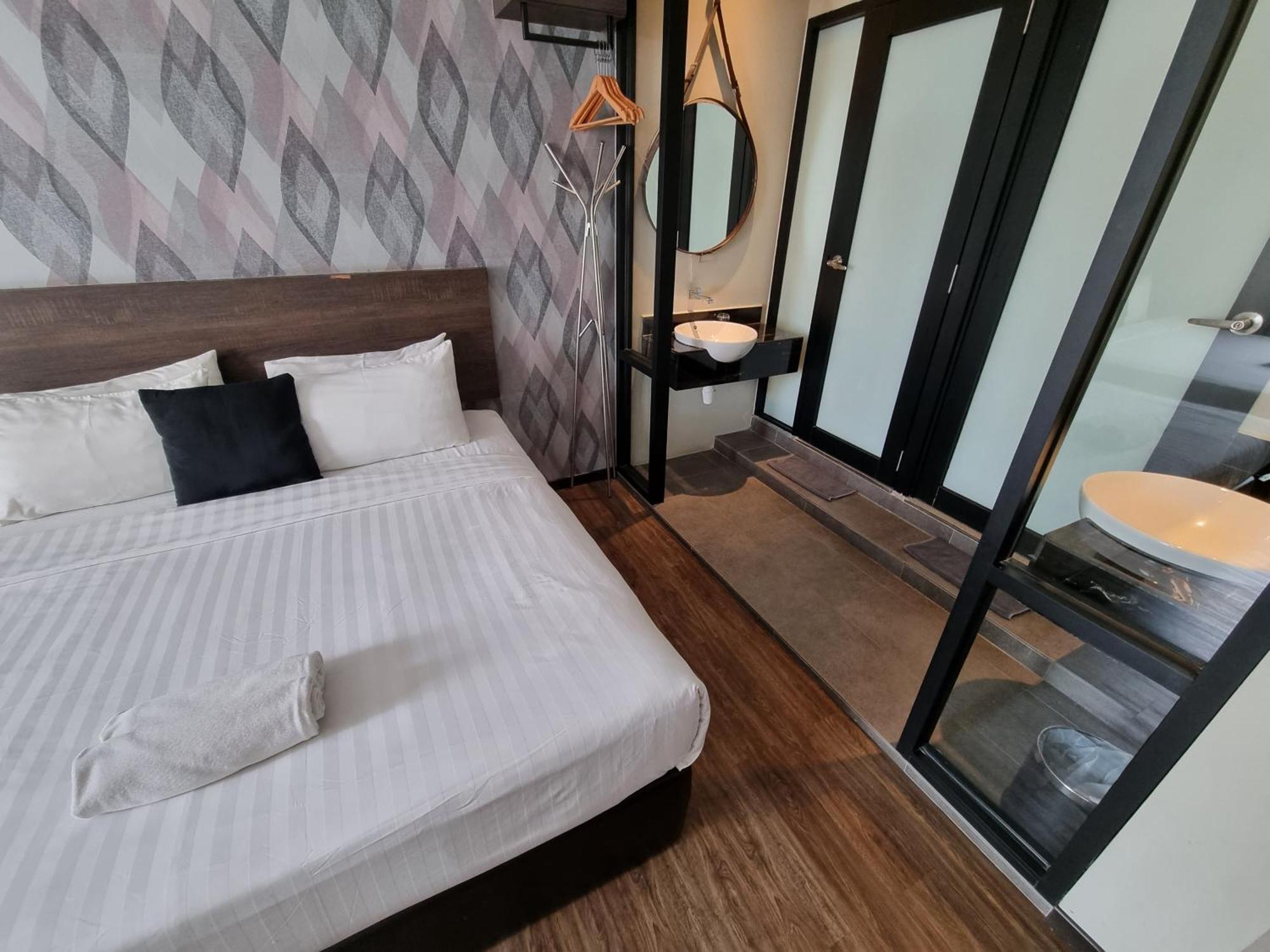 The Square Hotel Skudai Ngoại thất bức ảnh
