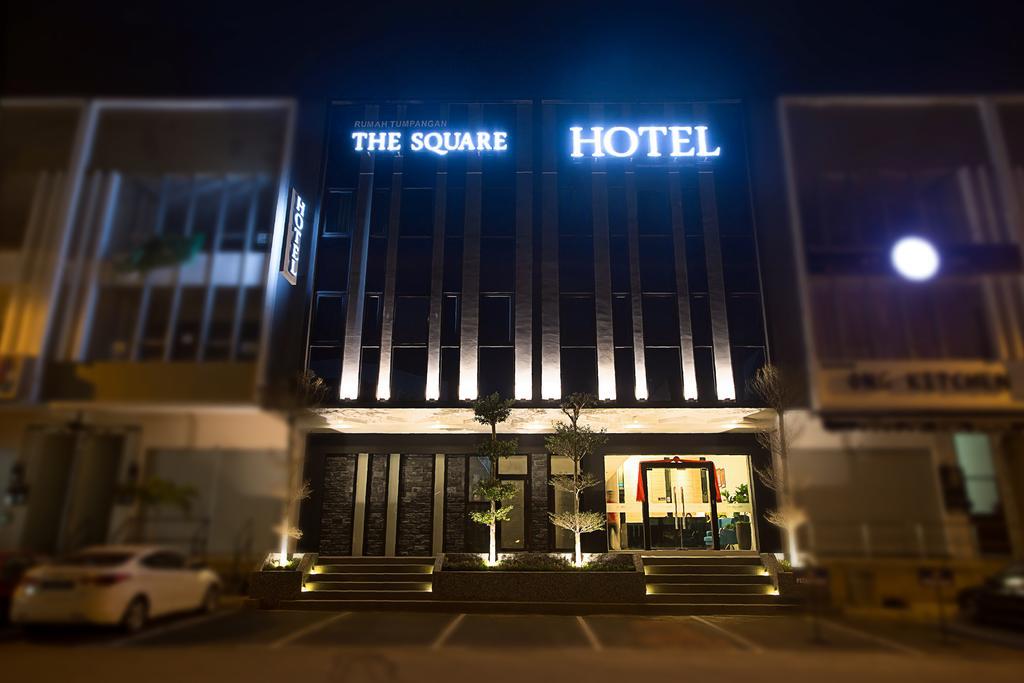 The Square Hotel Skudai Ngoại thất bức ảnh