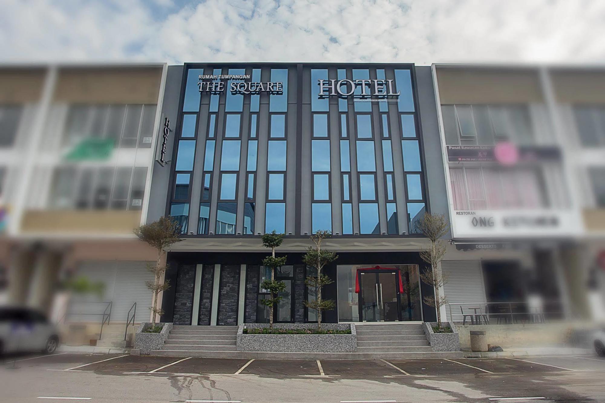The Square Hotel Skudai Ngoại thất bức ảnh