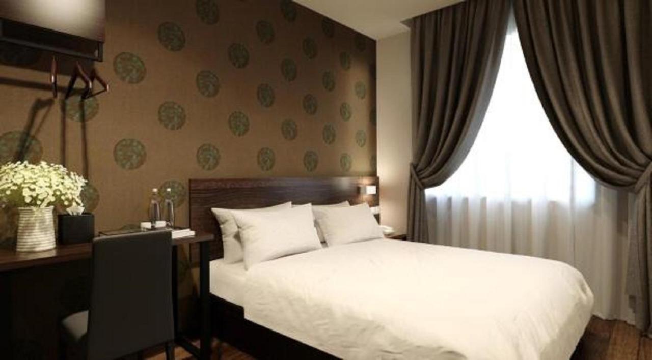 The Square Hotel Skudai Ngoại thất bức ảnh