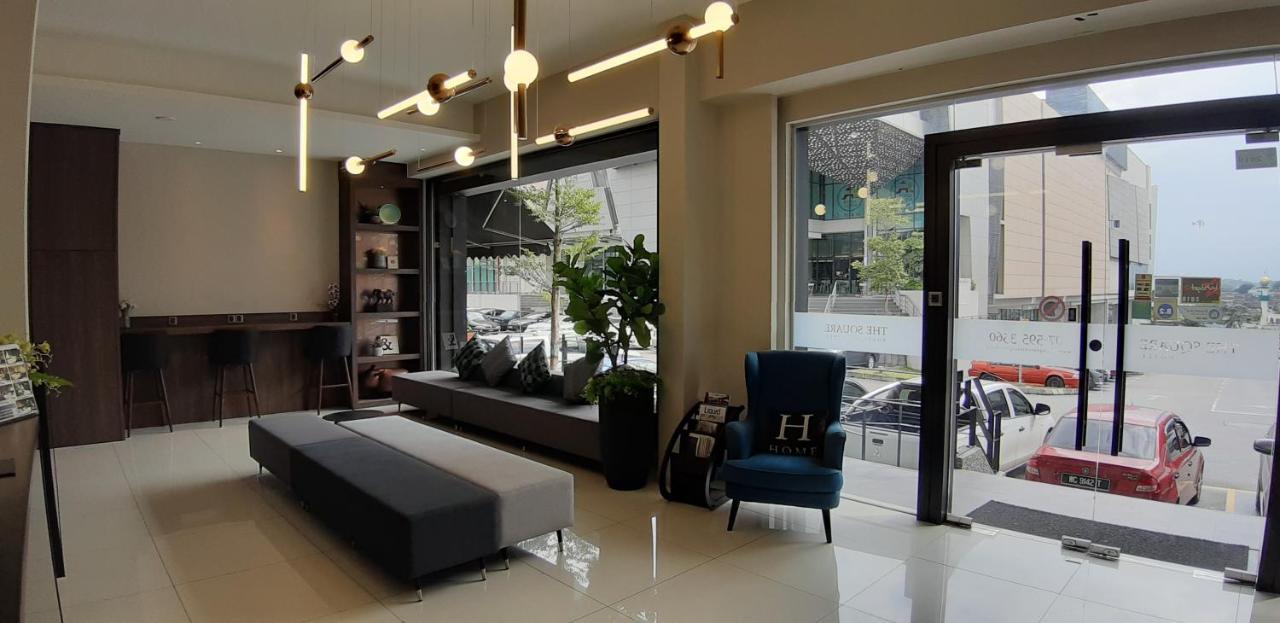 The Square Hotel Skudai Ngoại thất bức ảnh